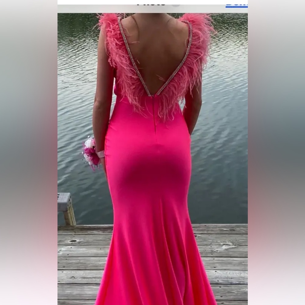 Jessica Angel Formal
size xs - Picture 2 of 2